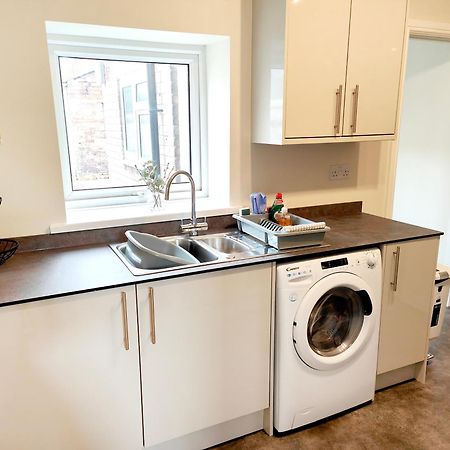 Douglas House, Near Hospital, Attractive And Comfy 2 Bedroom House With Enclosed Yard To Rear Carlisle  Luaran gambar