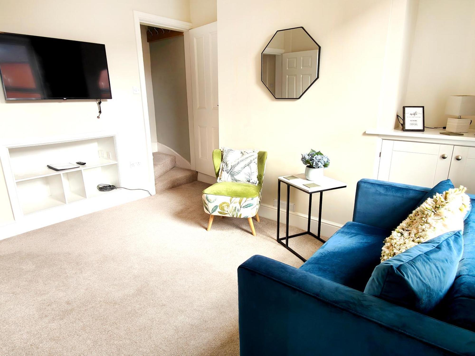 Douglas House, Near Hospital, Attractive And Comfy 2 Bedroom House With Enclosed Yard To Rear Carlisle  Luaran gambar